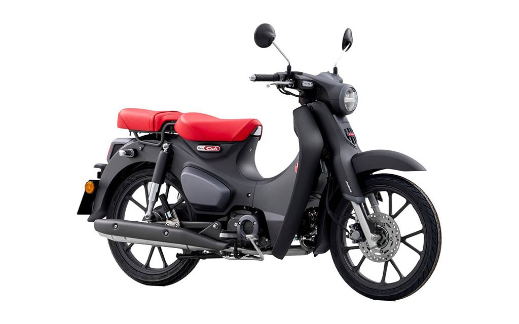 WARNA BARU SEPEDA MOTOR IKONIK HONDA SUPER CUB C125