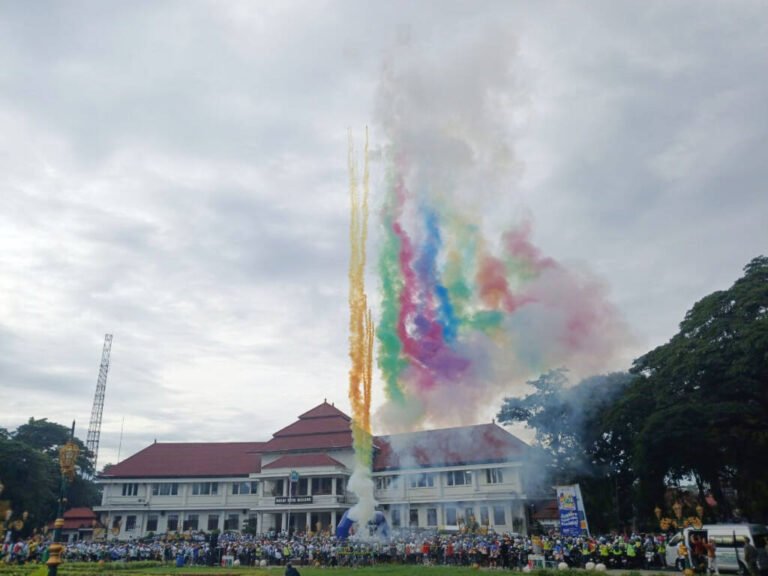 KEMERIAHAN JAMSELINAS XIII DI KOTA MALANG