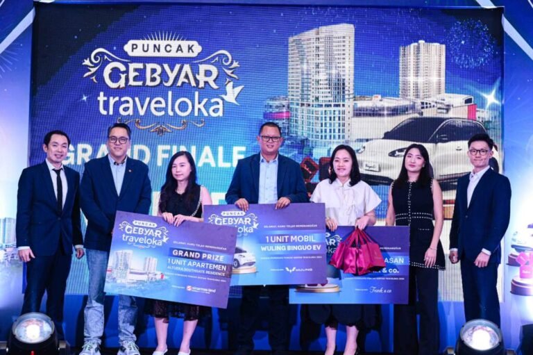 TRAVELOKA RAYAKAN SERATUS PEMENANG DI PUNCAK GEBYAR TRAVELOKA DENGAN HADIAH SPEKTAKULER