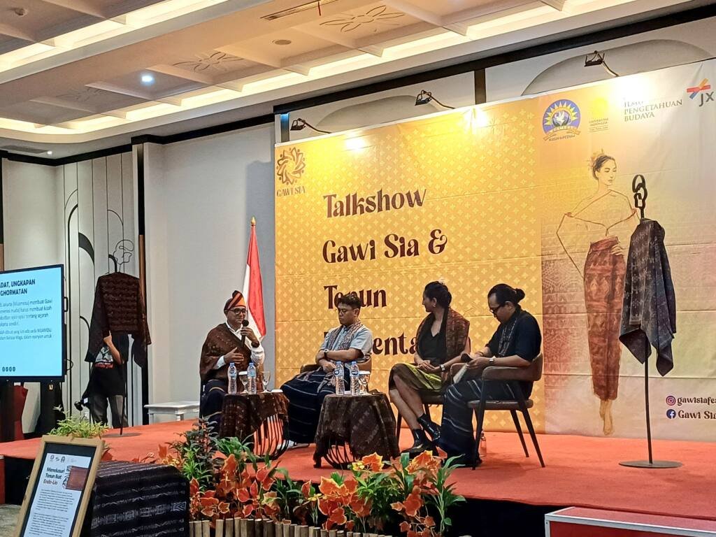 GAWI SIA DAN TENUN ENDE LIO, WARISAN BUDAYA DI TENGAH MODERNITAS
