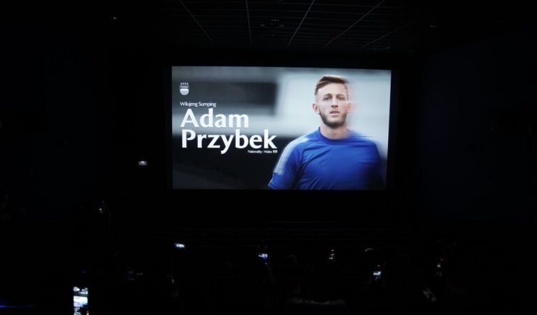 PERSIB PERKENALKAN PEMAIN ANYAR MELALUI LAYAR BIOSKOP