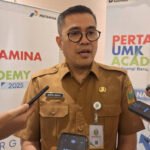 PESERTA PERTAMINA UMK ACADEMY 2025 DIDAMPINGI PEROLEH LEGALITAS USAHA