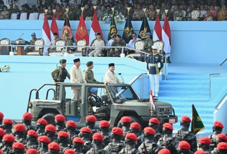 PRESIDEN TEGASKAN PERAN PENTING TNI JAGA KEKAYAAN ALAM INDONESIA