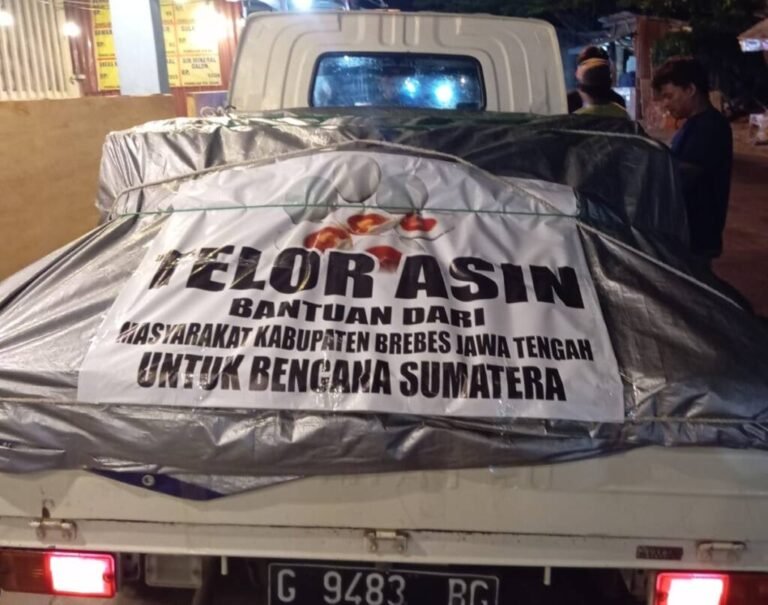 PMI KIRIM 100 RIBU BUTIR TELUR ASIN UNTUK KORBAN BANJIR DI SUMATERA