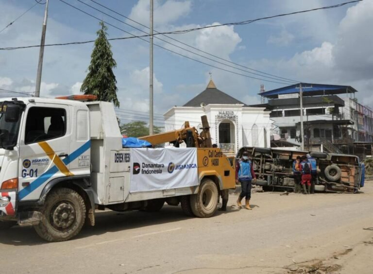 JASA MARGA TERUS SALURKAN BANTUAN UNTUK KORBAN BENCANA DI SUMATERA