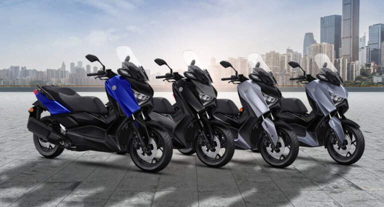 YAMAHA XMAX CONNECTED KINI HADIR DENGAN DUA WARNA TERBARU