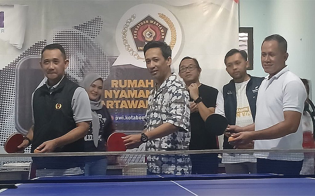 PWI KOTA BOGOR RAMAIKAN HPN 2026 DENGAN TURNAMEN TENIS MEJA ANTAR WARTAWAN