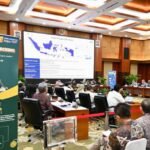 PIMPIN SIDANG HAMBATAN PSN LNG ABADI MASELA, MENKEU: PEMERINTAH TERUS PERKUAT IKLIM USAHA YANG SEHAT