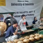 MAHASISWA JEPANG BELAJAR SENI BUDAYA INDONESIA DI MAKARA ART CENTER