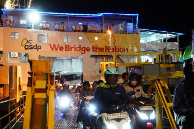 JELANG IDUL FITRI, JUMLAH PENUMPANG PENYEBERANGAN BALI-JAWA NAIK SIGNIFIKAN