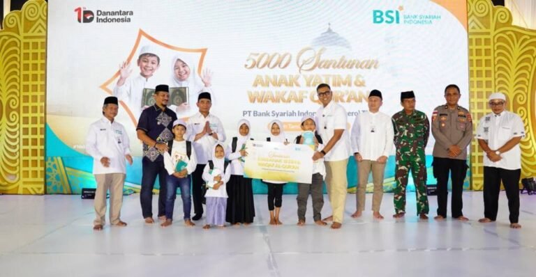 BSI BERBAGI, 5000 ANAK YATIM TERIMA SANTUNAN RAMADAN