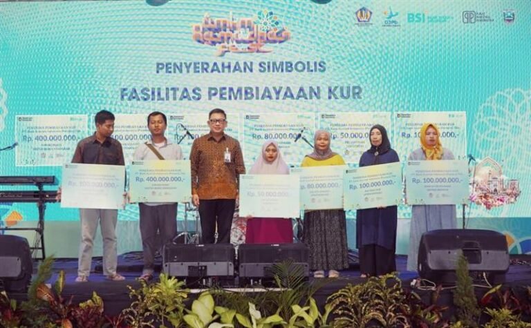 DORONG UMKM NAIK KELAS DAN PERLUAS PASAR, BSI FASILITASI UMKM BINAAN IKUTI BERBAGAI EXPO