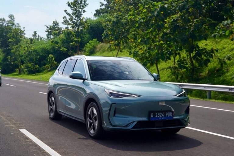 MUDIK AMAN, NYAMAN, EFISIEN BERSAMA GEELY