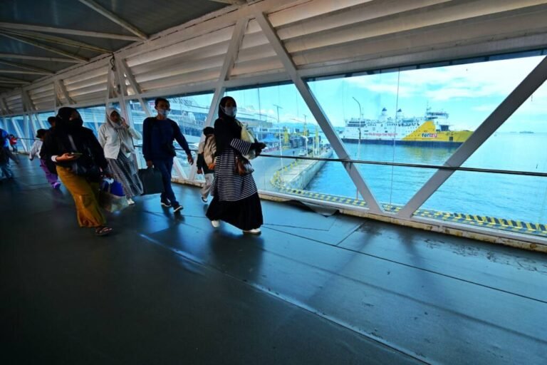 KEMENHUB SIAPKAN LANGKAH AGAR ARUS BALIK PENYEBERANGAN BAKAUHENI-MERAK LANCAR