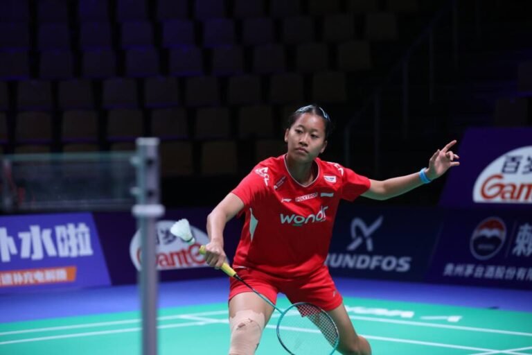 RAIH KEMENANGAN KEDUA, TIM UBER INDONESIA KE PEREMPAT FINAL