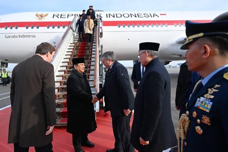 TIBA DI RUSIA, PRESIDEN PRABOWO DIJADWALKAN LAKUKAN PEMBICARAAN DENGAN PRESIDEN PUTIN