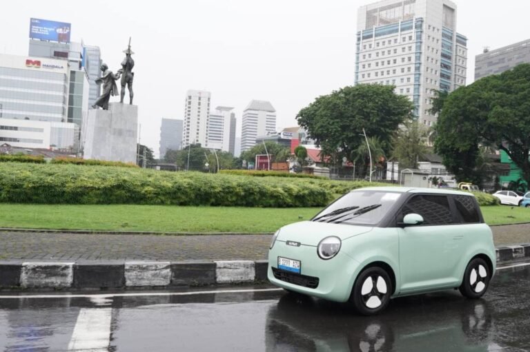 CHANGAN LUMIN DUKUNG MOBILITAS URBAN YANG EFISIEN