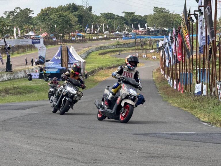 YAMAHA GEAR ULTIMA UNJUK KETANGGUHAN DI SIRKUIT PUNCAK MARIO SIDRAP