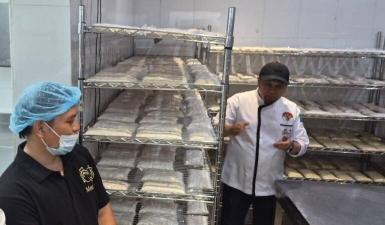 SIAPKAN 23 DAPUR, KEMENHAJ JAMIN LAYANAN KONSUMSI BAGI JEMAAH HAJI