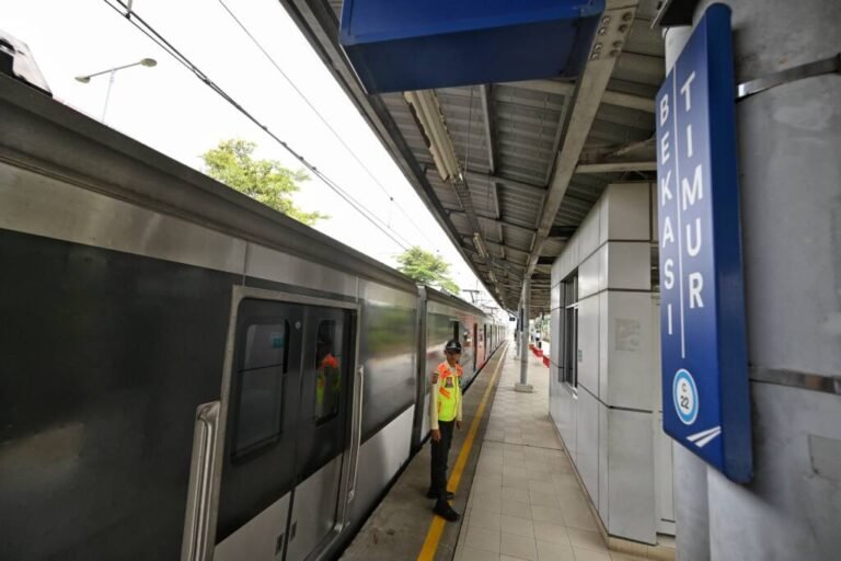 TABRAKAN KA ARGO BROMO ANGGREK-KRL, MENHUB: TUNGGU INVESTIGASI KNKT
