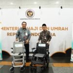 DUKUNG PENYELENGGARAN IBADAH HAJI, BSI BERI BANTUAN 600 KURSI RODA