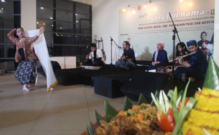 SWARA SEADANYA PENTASKAN REPERTOR KARTINI DI MAJELIS NYALA PURNAMA
