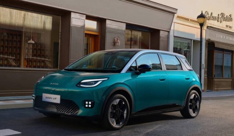 AION UT DOMINASI SEGMEN MEDIUM HATCHBACK EV NASIONAL