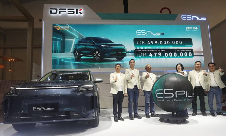 DFSK UMUMKAN HARGA JUAL E5 PLUS, PERKUAT LANGKAH DI SEGMEN SUV PLUG-IN HYBRID