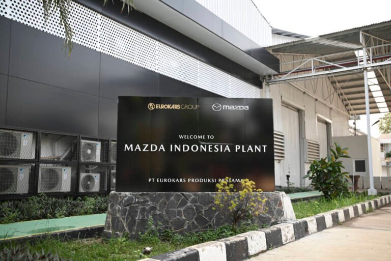 RESMIKAN PABRIK PERAKITAN DI PERTAMA DI INDONESIA, MAZDA TEGASKAN KOMITMEN DUKUNG INDUSTRI OTOMOTIF NASIONAL