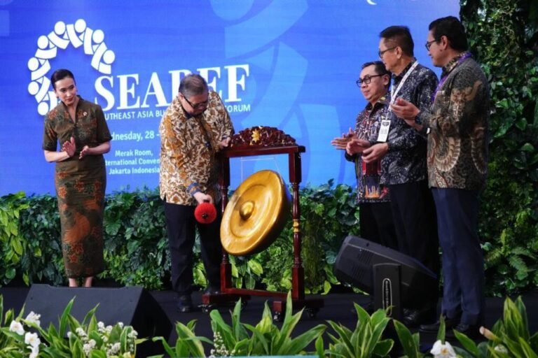 TINGKATKAN DAYA SAING PARIWISATA, PEMERINTAH DORONG TRANSFORMASI DIGITAL DAN PENGUATAN INDUSTRI MICE