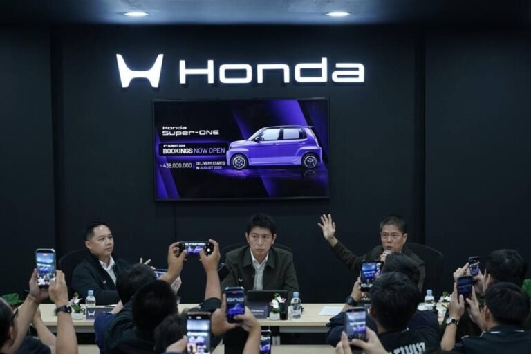 HONDA SUPER-ONE SEGERA MENGASPAL DI JALANAN INDONESIA