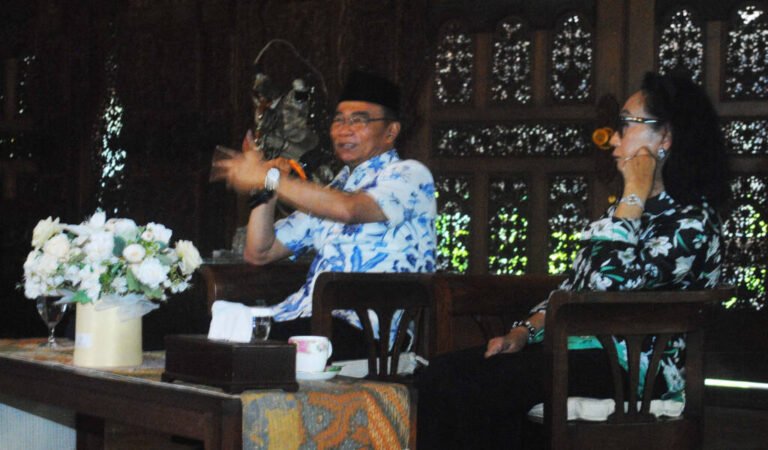 KAJIAN HUMANIORA BTHARI SRI, RUANG EKSPRESI DAN DISKUSI BUDAYA DI SUDUT PONDOK INDAH