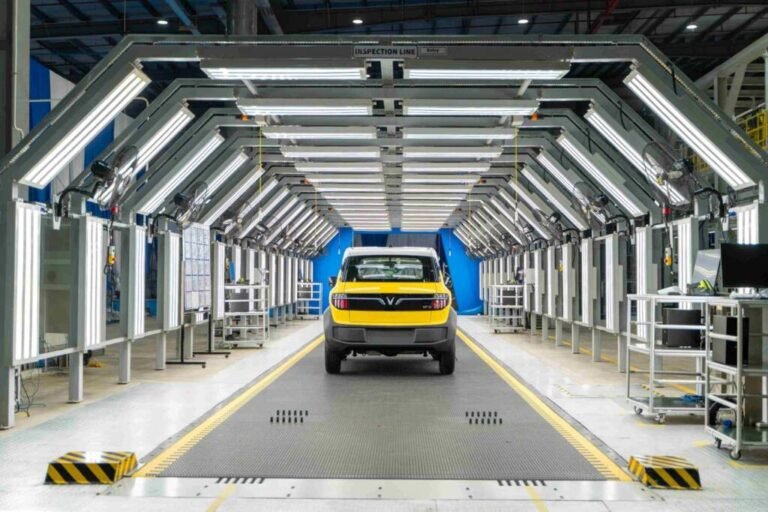 INDUSTRI MOBIL LISTRIK, VINFAST KEBUT REALISASI TKDN 80%