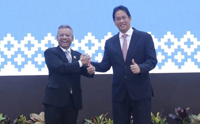 PURBAYA RESMI SERAHKAN JABATAN MENKEU KEPADA SUAHASIL