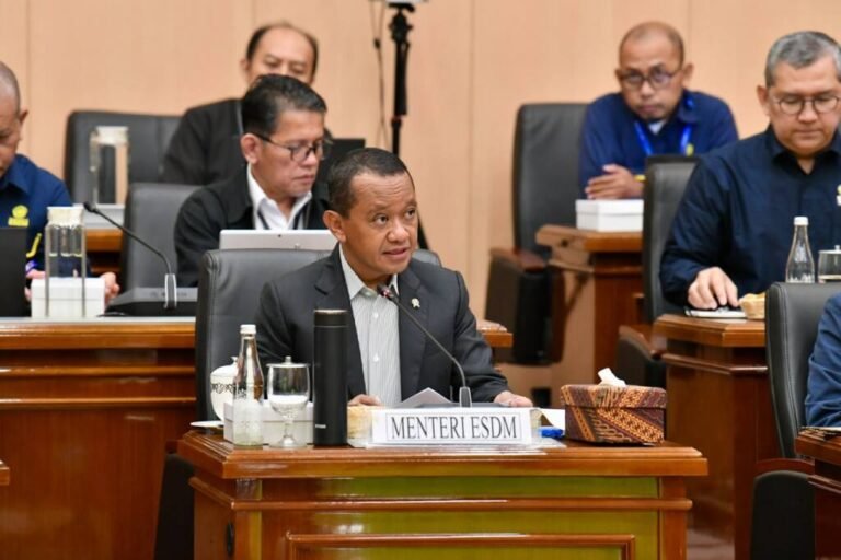82% ANGGARAN 2027 KEMENTERIAN ESDM UNTUK INFRASTRUKTUR ENERGI
