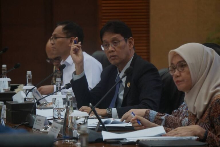 PURBAYA DICOPOT, SUAHASIL NAZARA JADI MENKEU