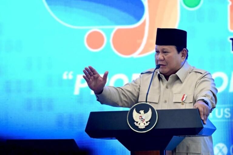 SURVEI SMRC, ELEKTABILITAS PRABOWO TERJUN BEBAS